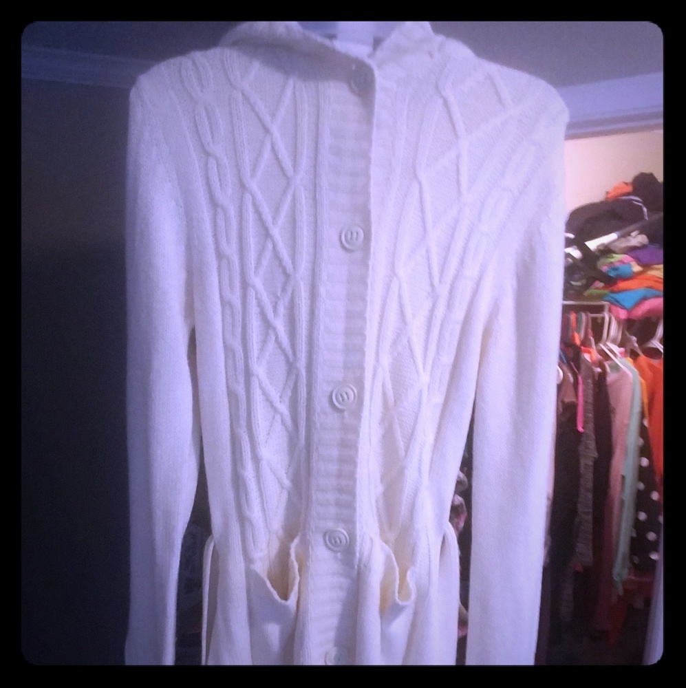 Off-white sweater cardigan
